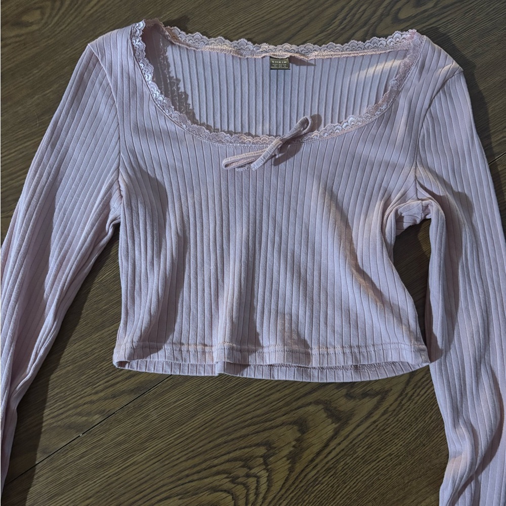 Pink long sleeve crop top